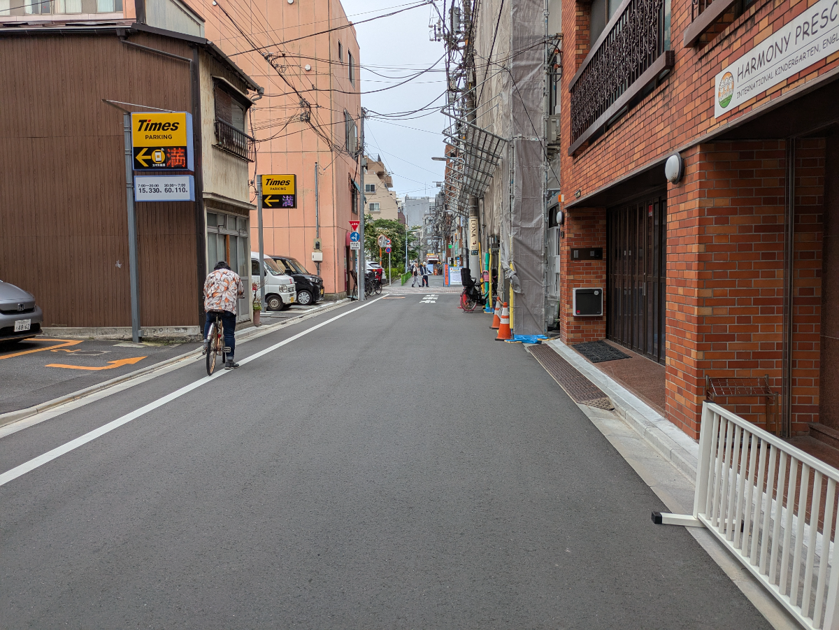 v20250920150703/fresh/building/J00100464870_13