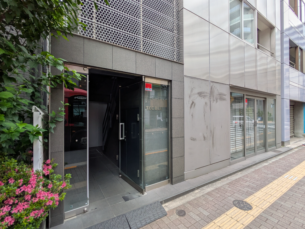 v20250922150703/fresh/building/J00100383664_12