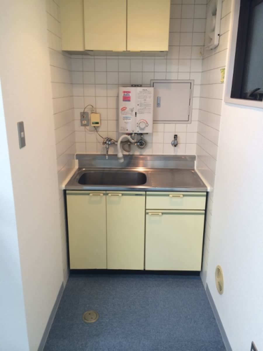 v20250922150703/fresh/building/J00100384123_7
