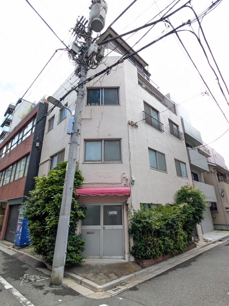 v20250922150703/fresh/building/J00100393062_7