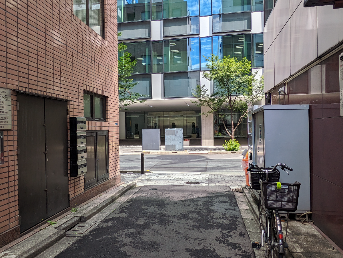 v20250924150708/fresh/building/J00100375285_19