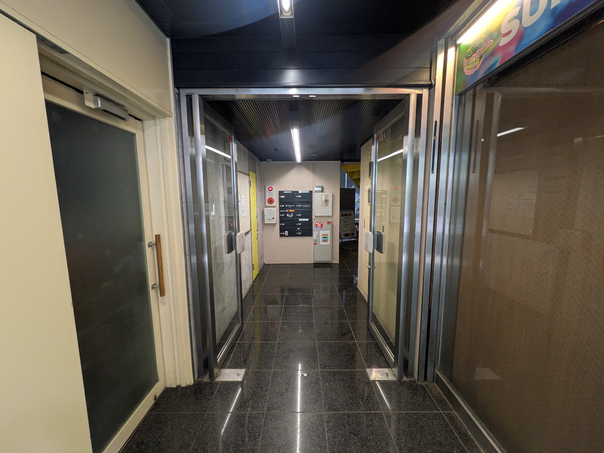 v20250924150708/fresh/building/J00100375634_3