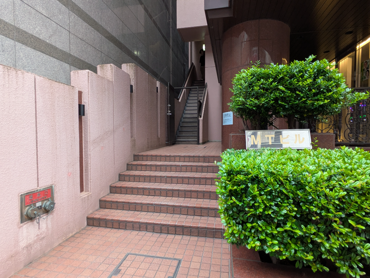v20250924150708/fresh/building/J00100389685_9