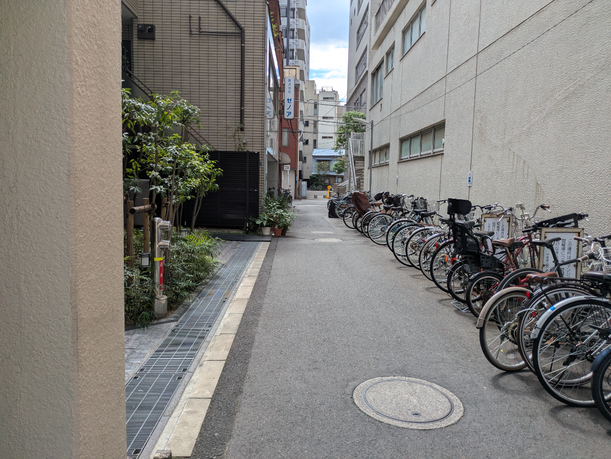 v20250924150708/fresh/building/J00100389853_12