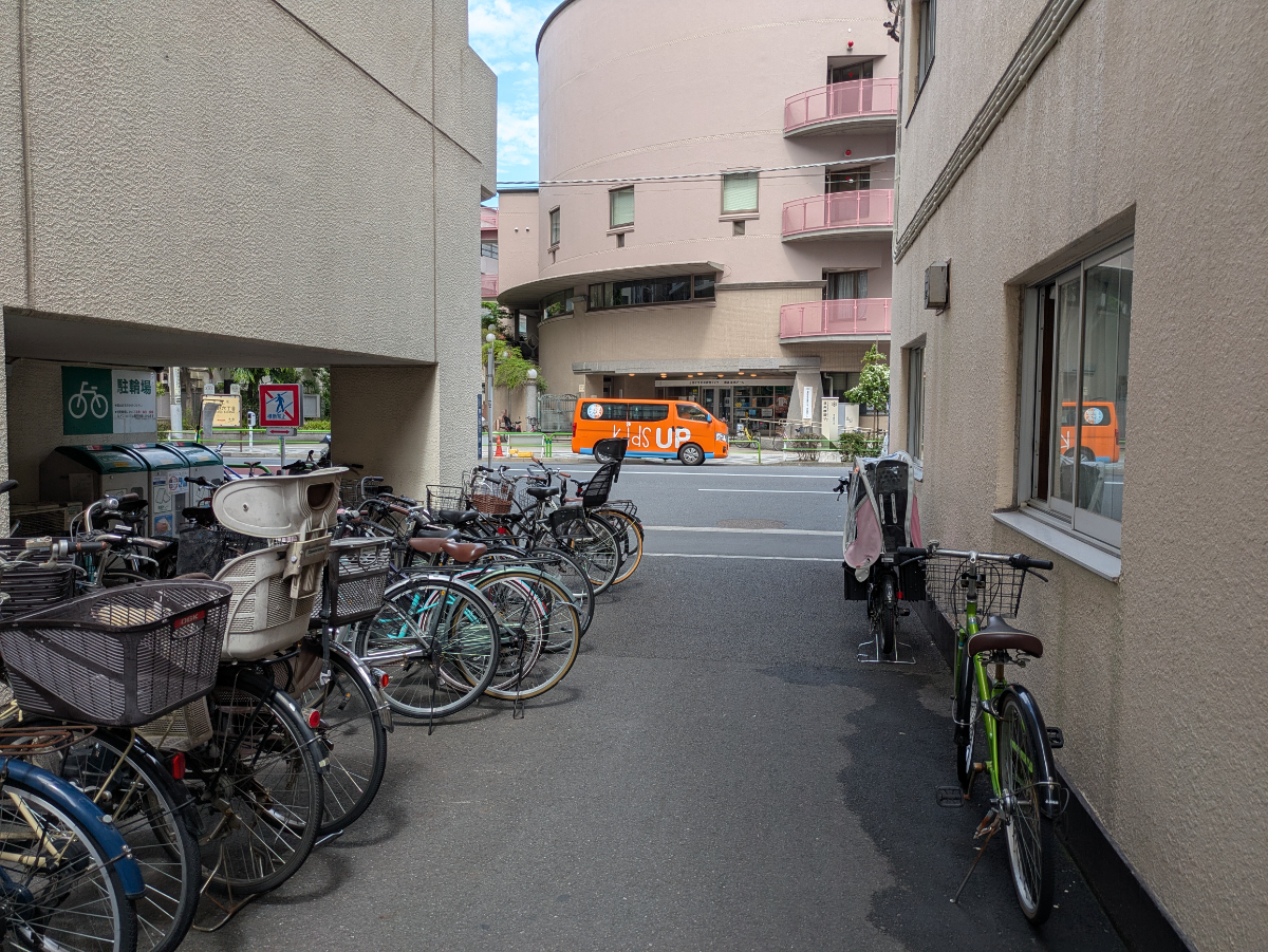 v20250924150708/fresh/building/J00100389853_2