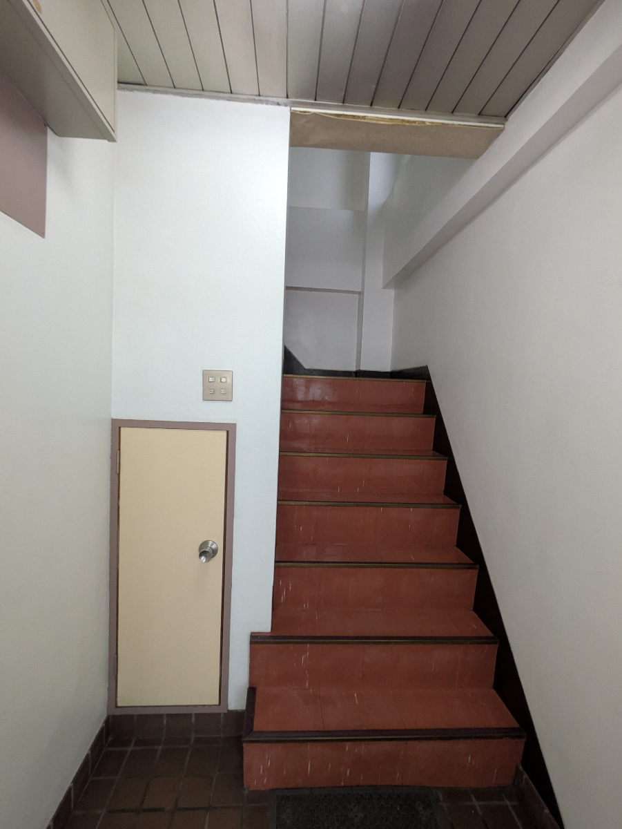 v20250924150708/fresh/building/J00100389853_4