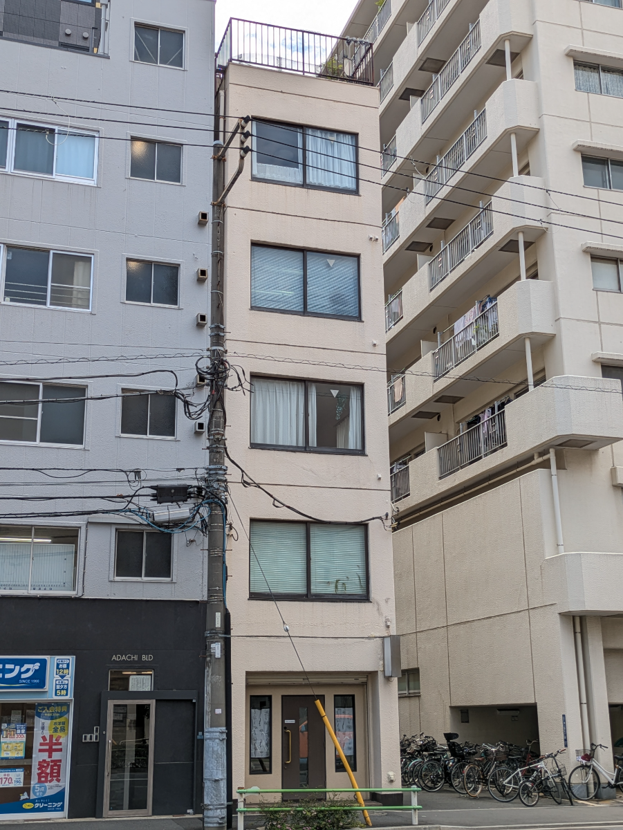 v20250924150708/fresh/building/J00100389853_5