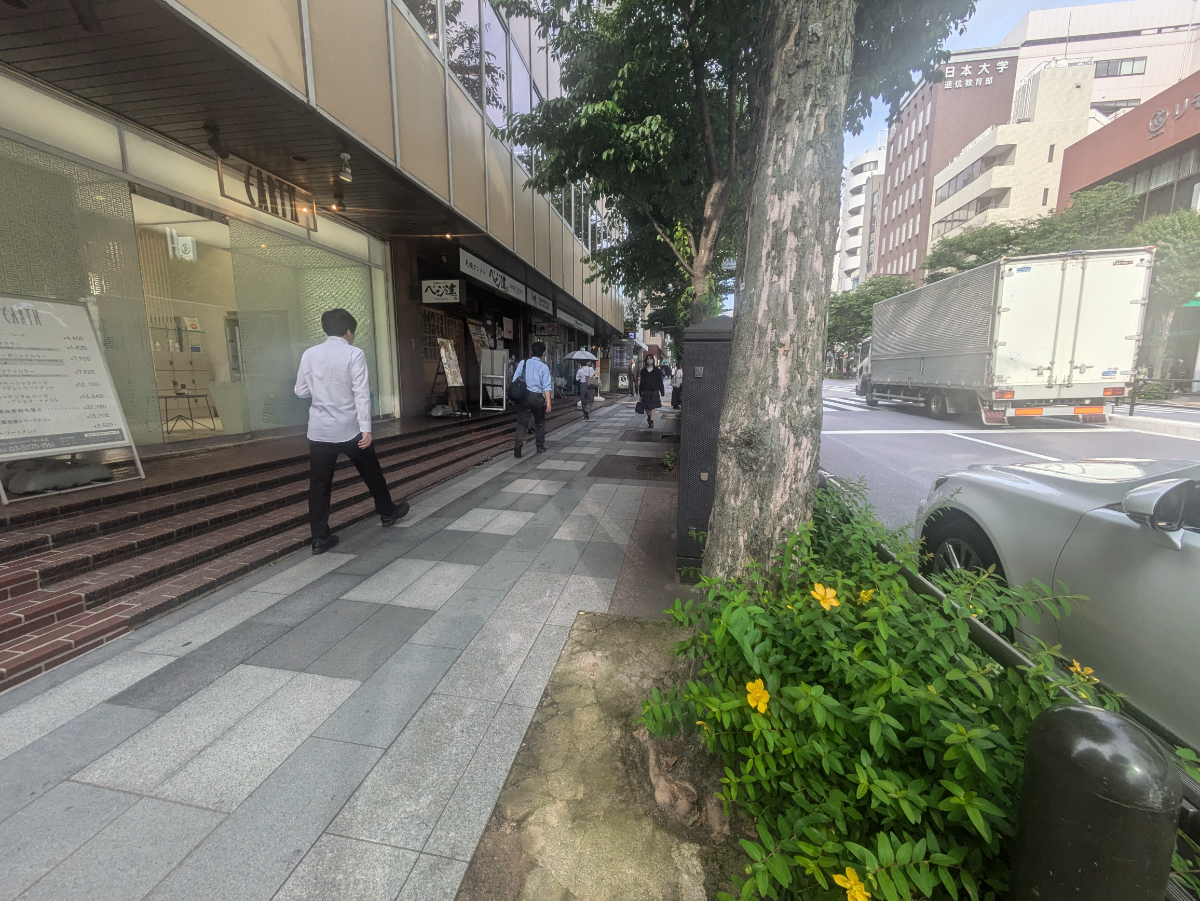 v20250924150708/fresh/building/J00100390201_10