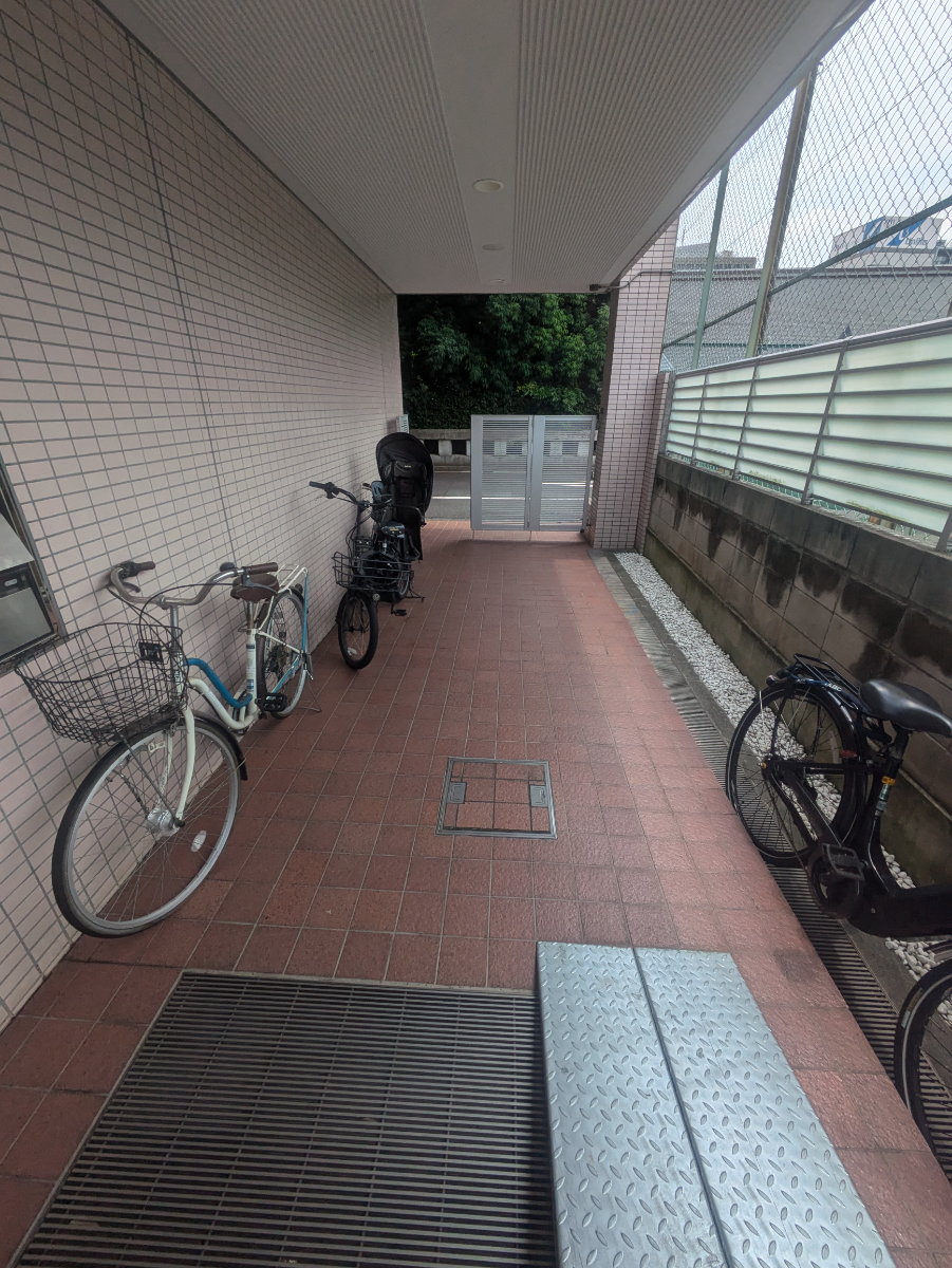 v20250924150708/fresh/building/J00100390202_10