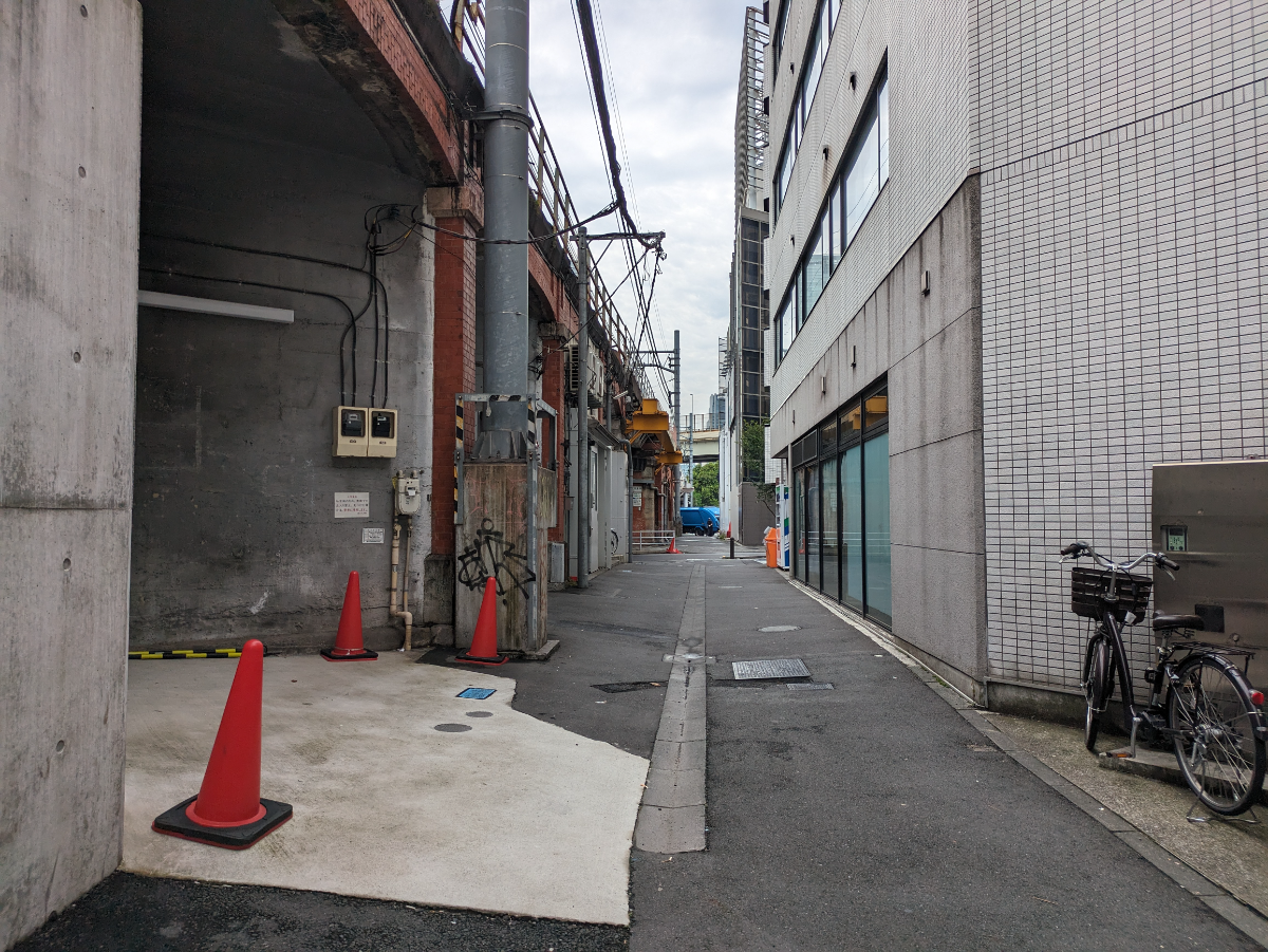 v20250924150708/fresh/building/J00100395405_12