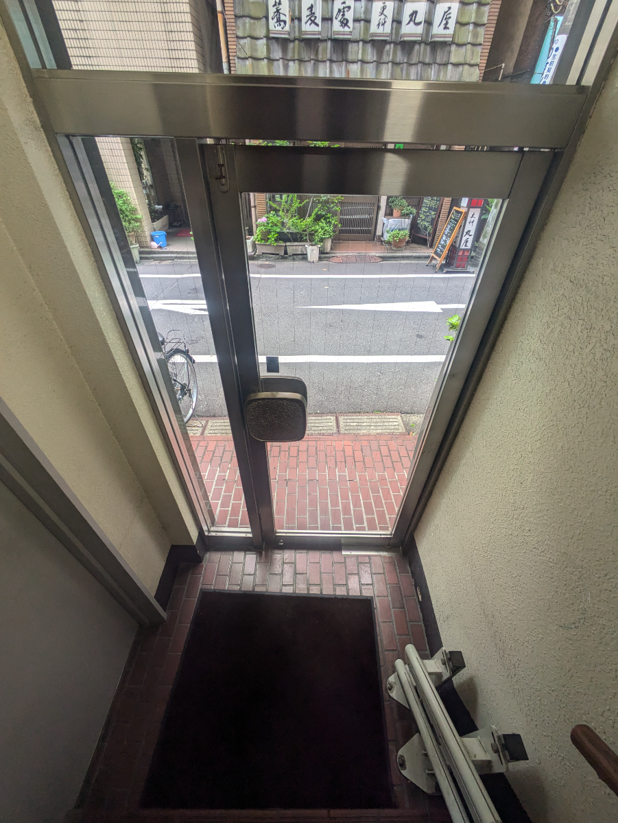 v20250924150708/fresh/building/J00100406831_9