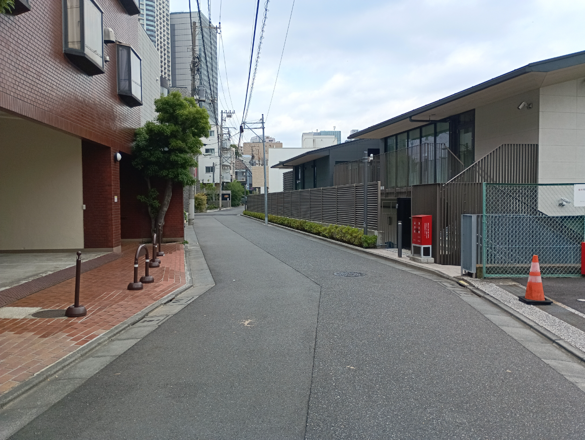 v20250924150708/fresh/building/J00100413335_2
