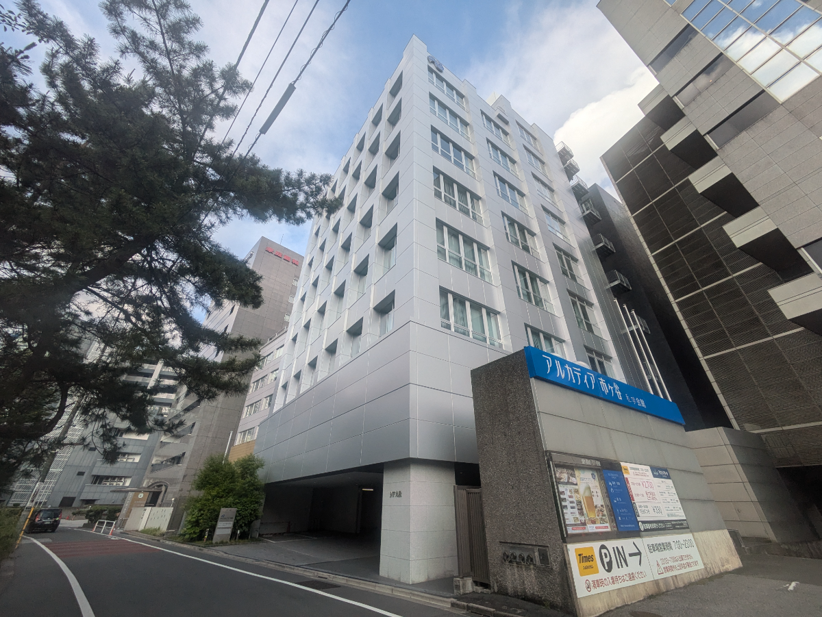 v20250924150708/fresh/building/J00100499304_1