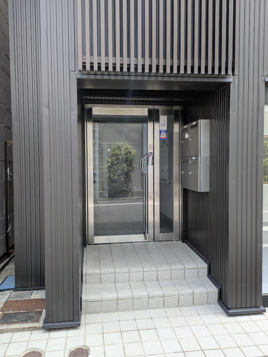 v20250925150706/fresh/building/J00100364156_3