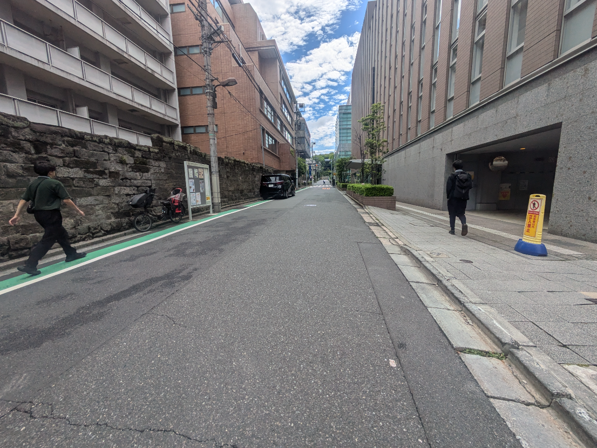 v20250925150706/fresh/building/J00100364247_11
