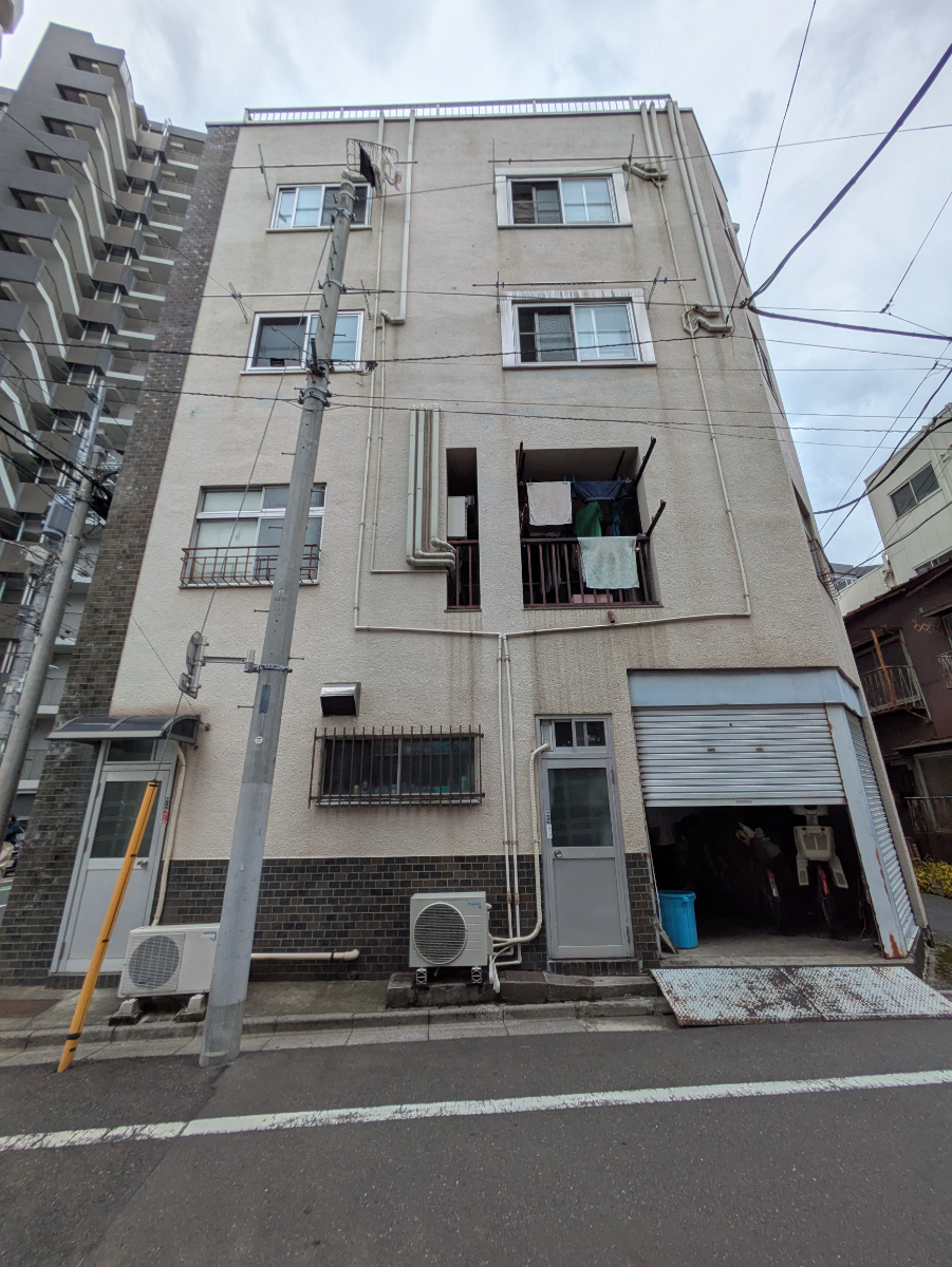 v20250925150706/fresh/building/J00100366898_9