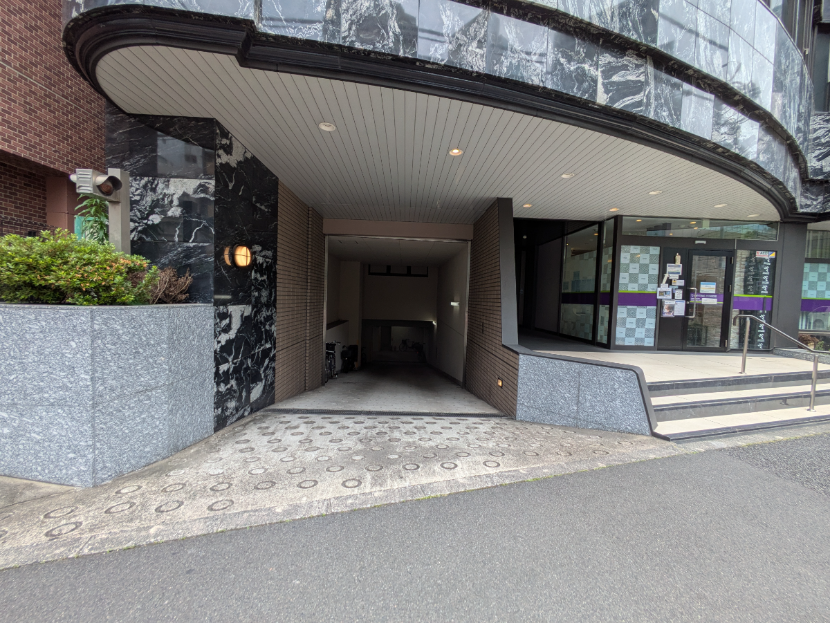 v20250925150706/fresh/building/J00100370376_15