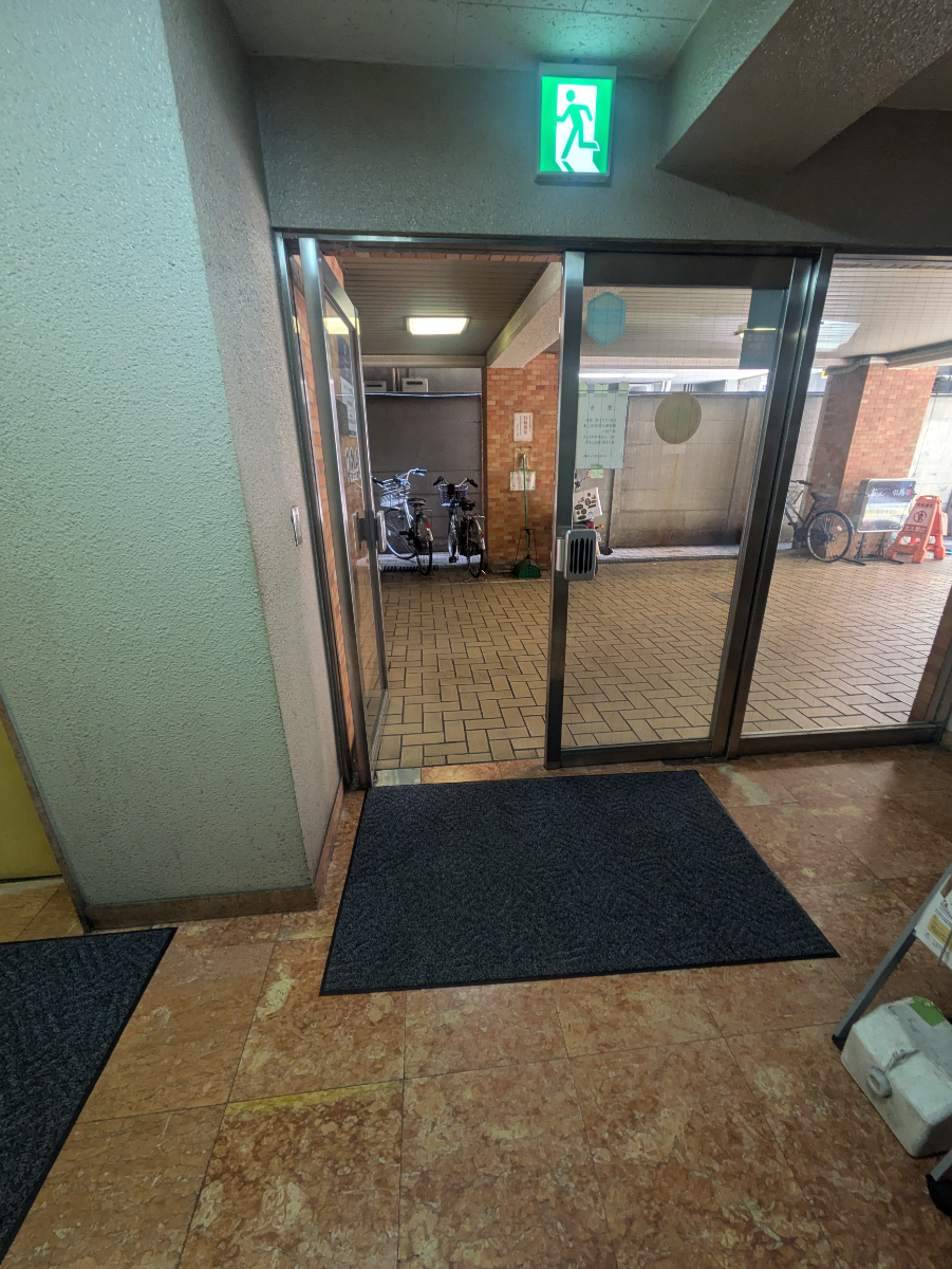 v20250925150706/fresh/building/J00100375970_8