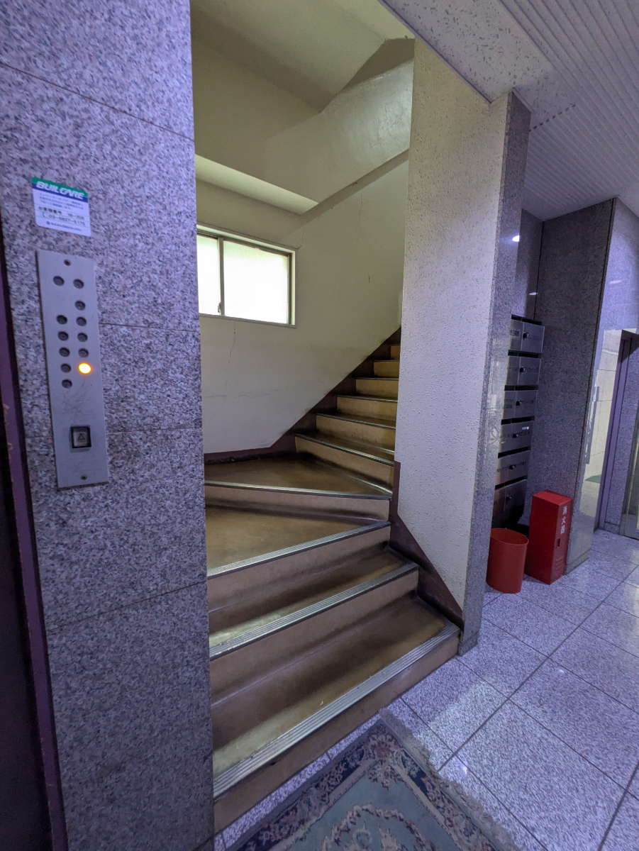 v20250925150706/fresh/building/J00100379225_11