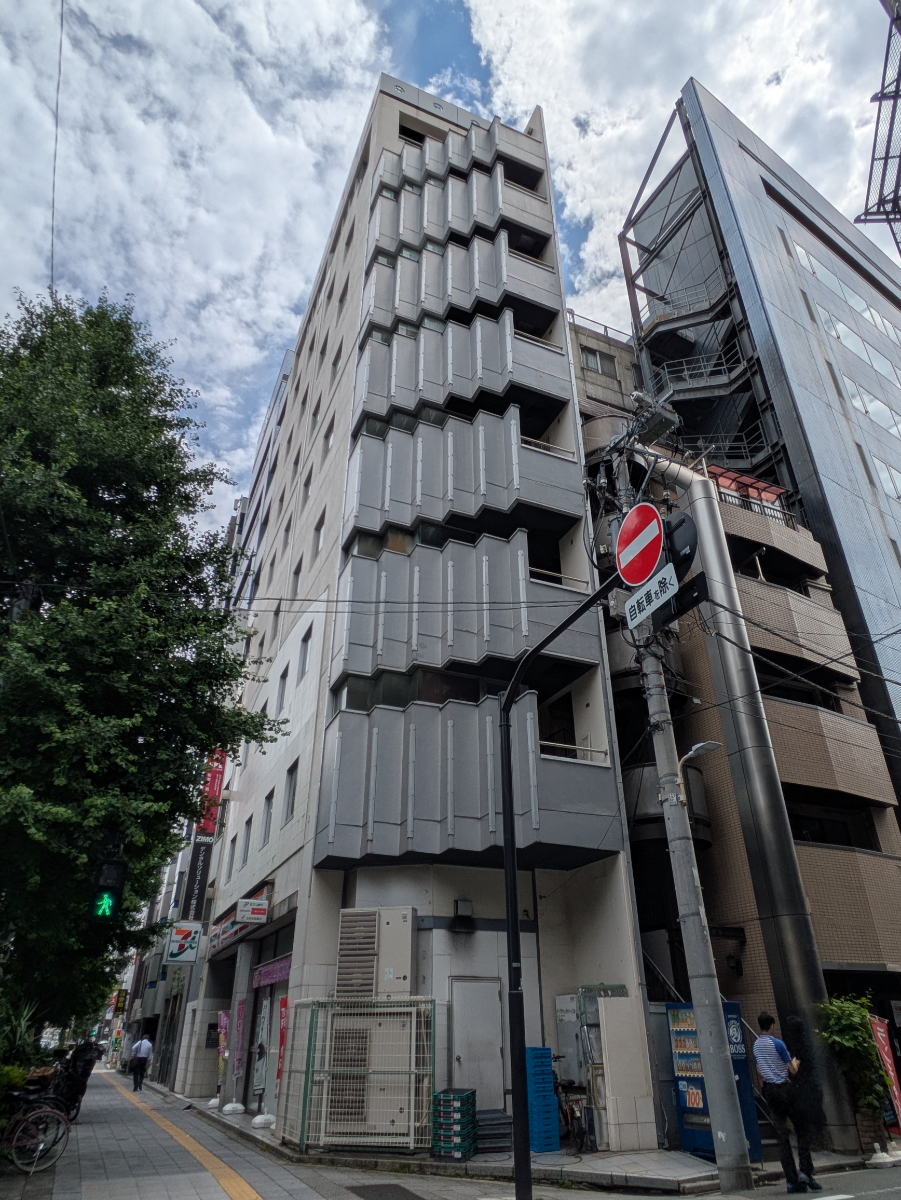 v20250925150706/fresh/building/J00100379302_11