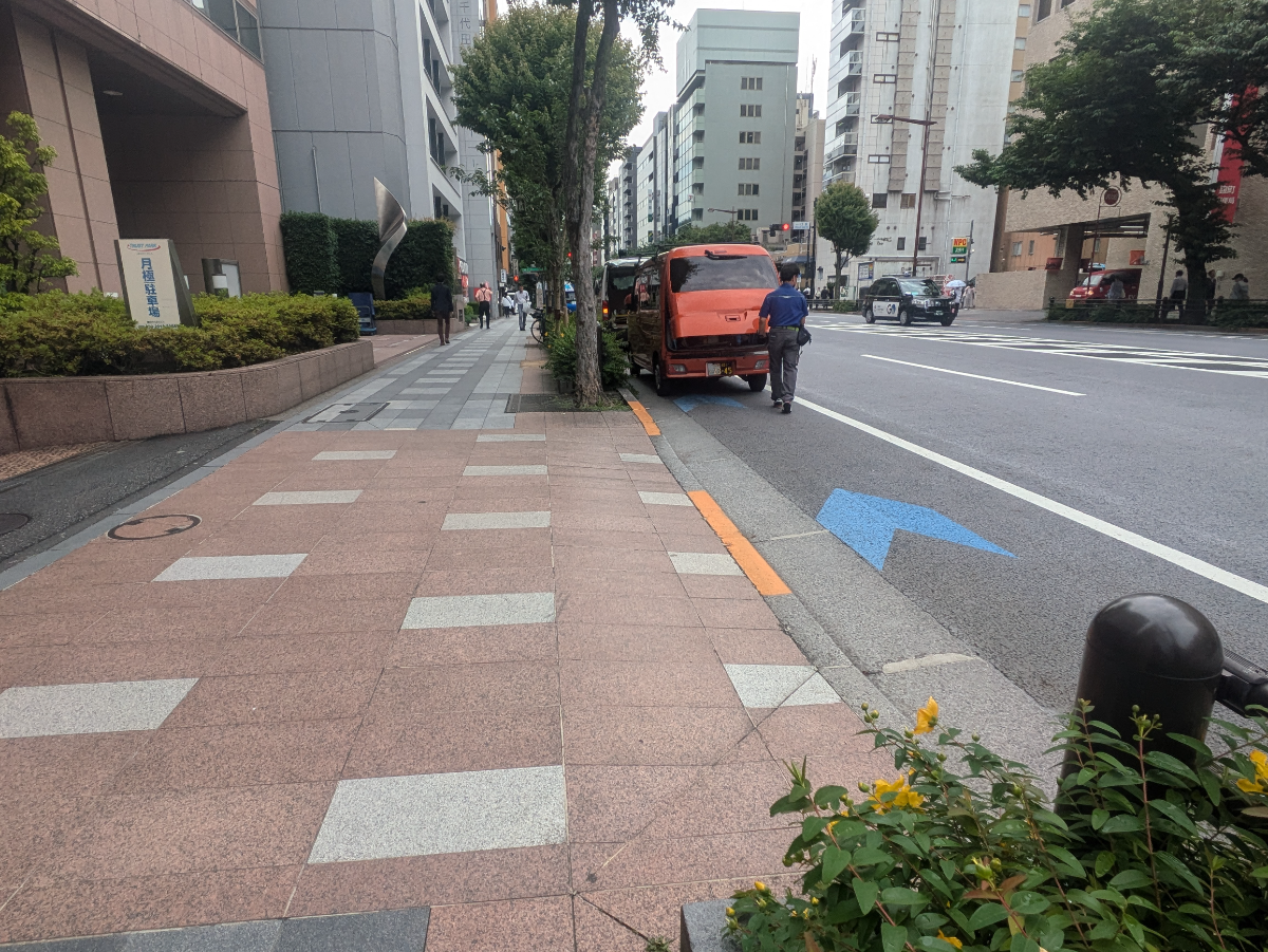 v20250925150706/fresh/building/J00100384233_11