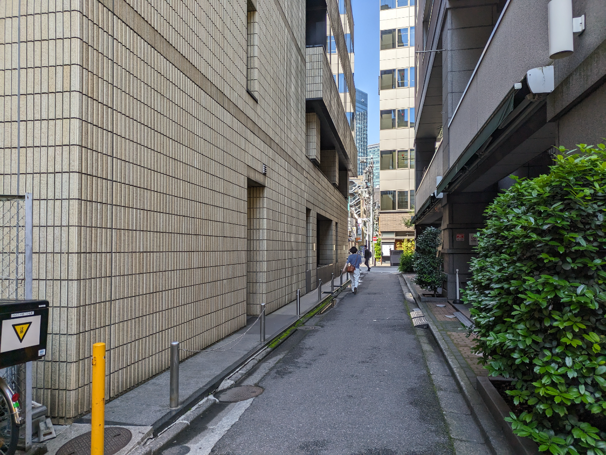 v20250925150706/fresh/building/J00100386028_16