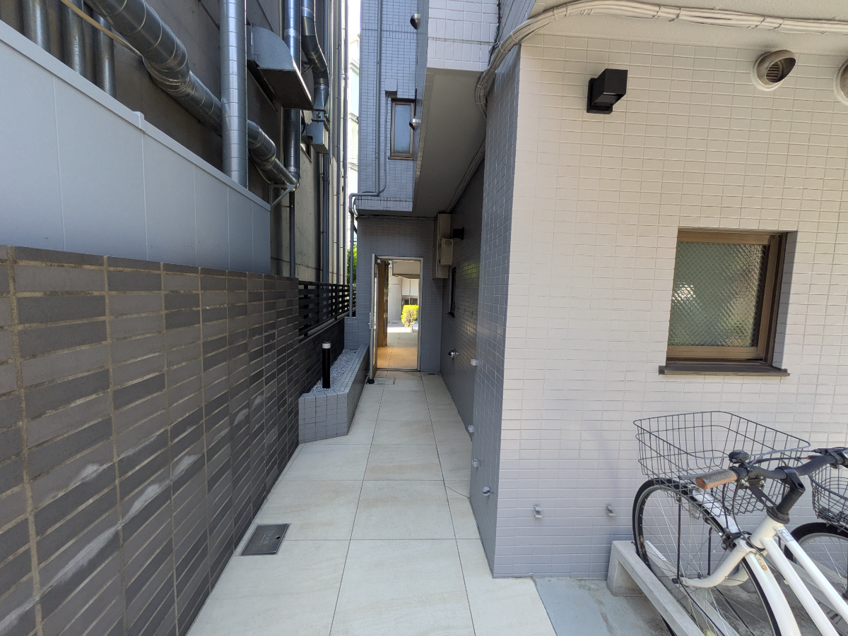 v20250925150706/fresh/building/J00100387653_9
