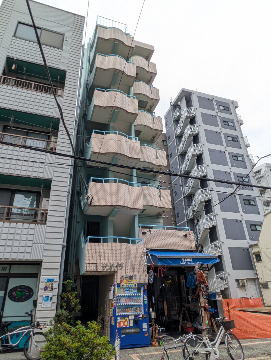 v20250925150706/fresh/building/J00100401761_8