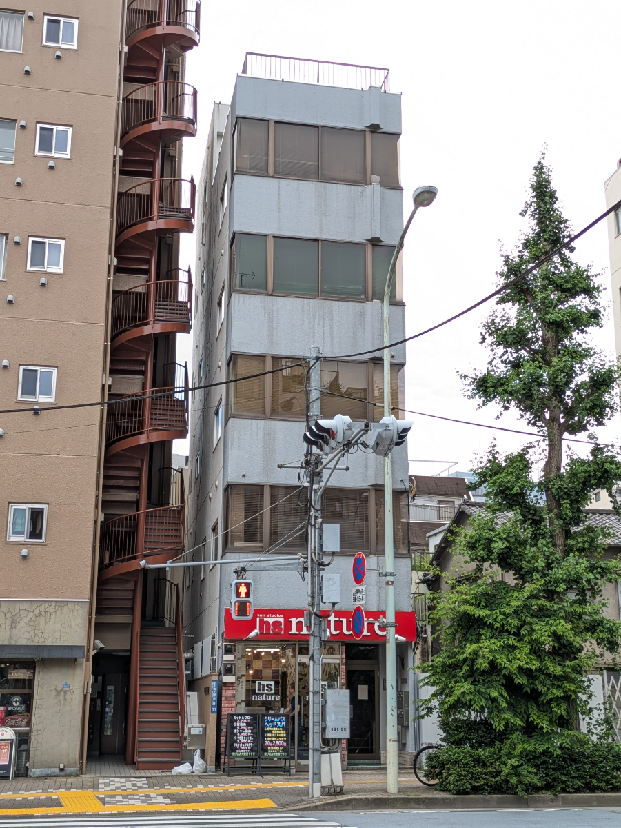 v20250925150706/fresh/building/J00100403810_12