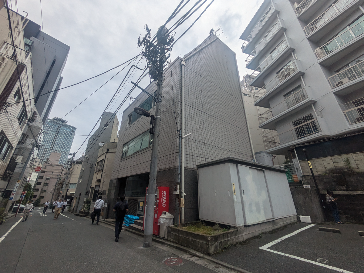 v20250925150706/fresh/building/J00100403987_6