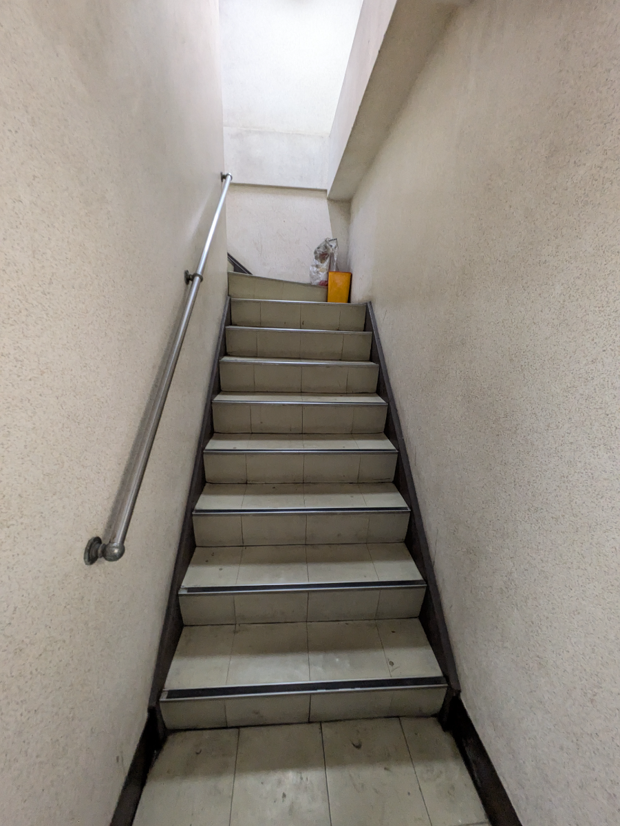v20250925150706/fresh/building/J00100404351_4
