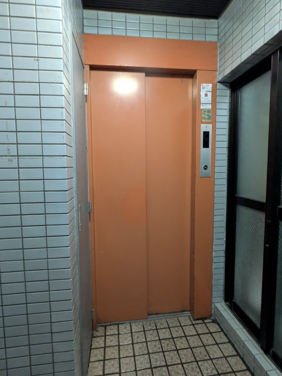 v20250925150706/fresh/building/J00100404621_4