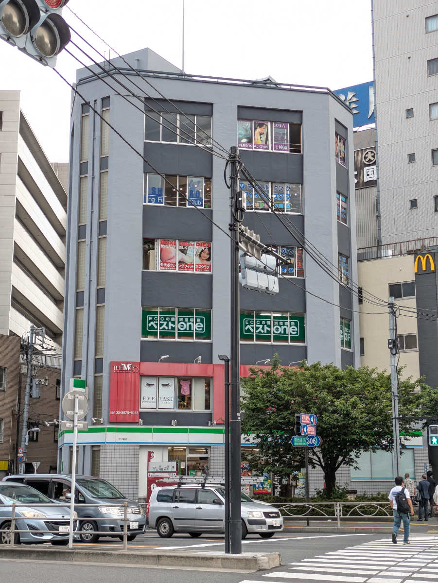 v20250925150706/fresh/building/J00100408156_10