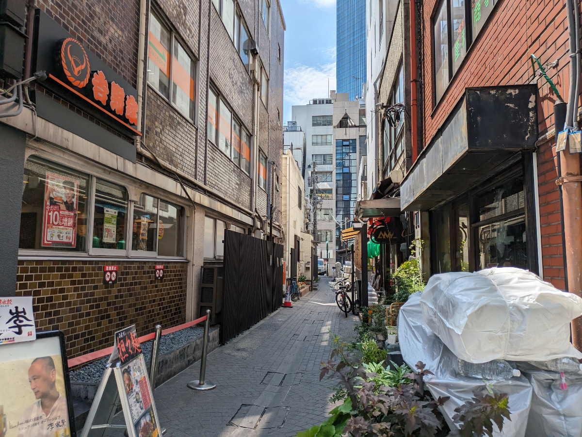 v20250925150706/fresh/building/J00100409273_13