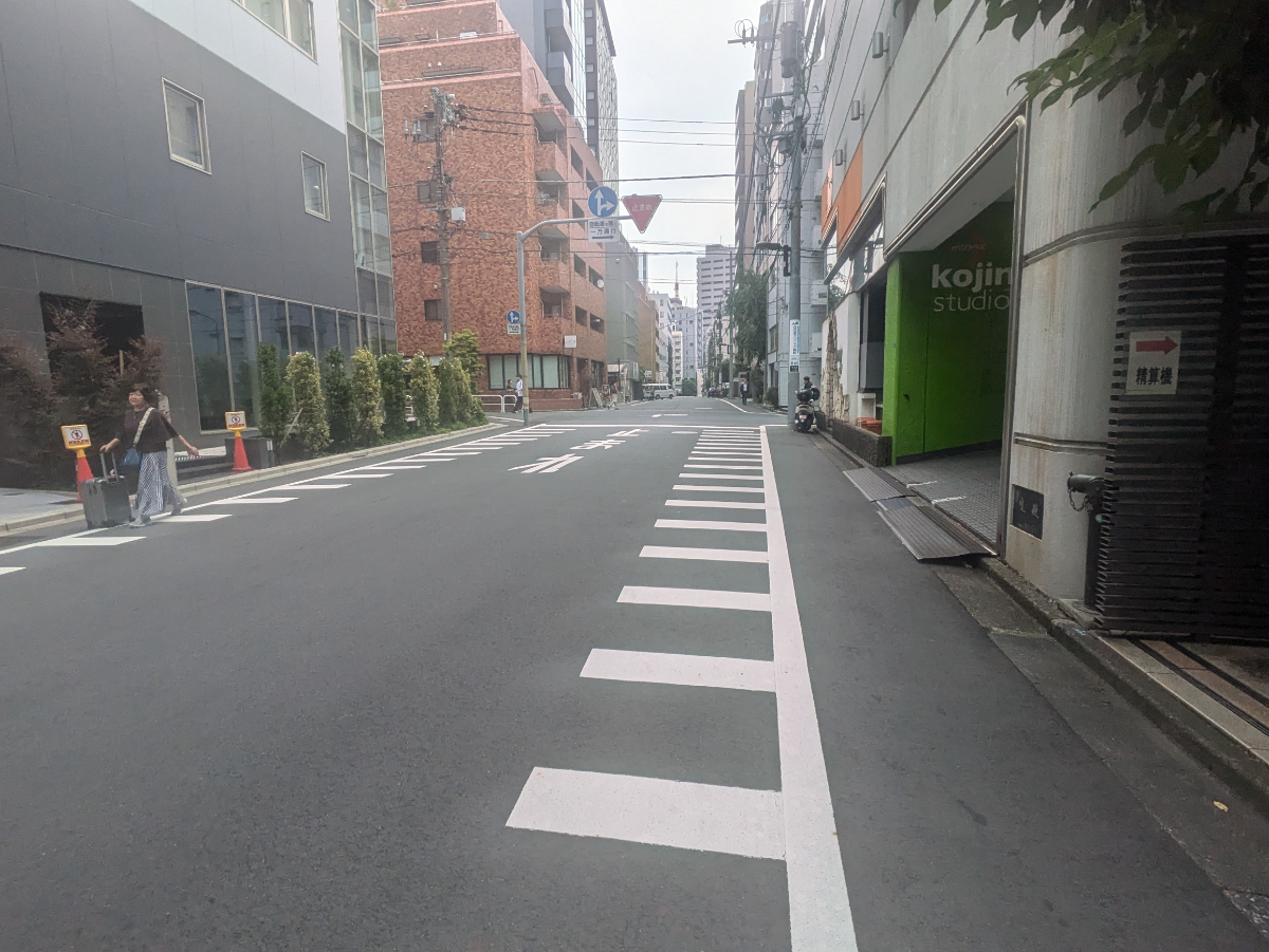 v20250925150706/fresh/building/J00100503669_12