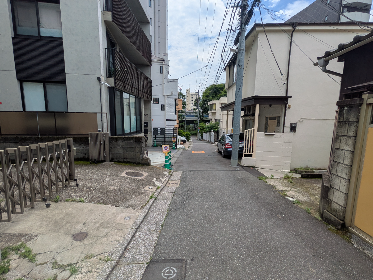 v20250925150706/fresh/building/J00100512942_2
