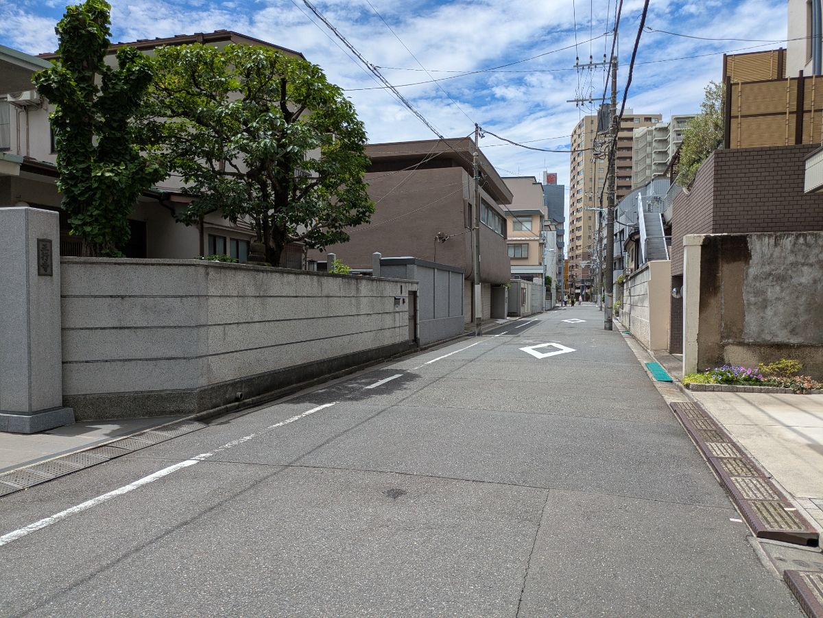 v20250925150706/fresh/building/J00100610852_14