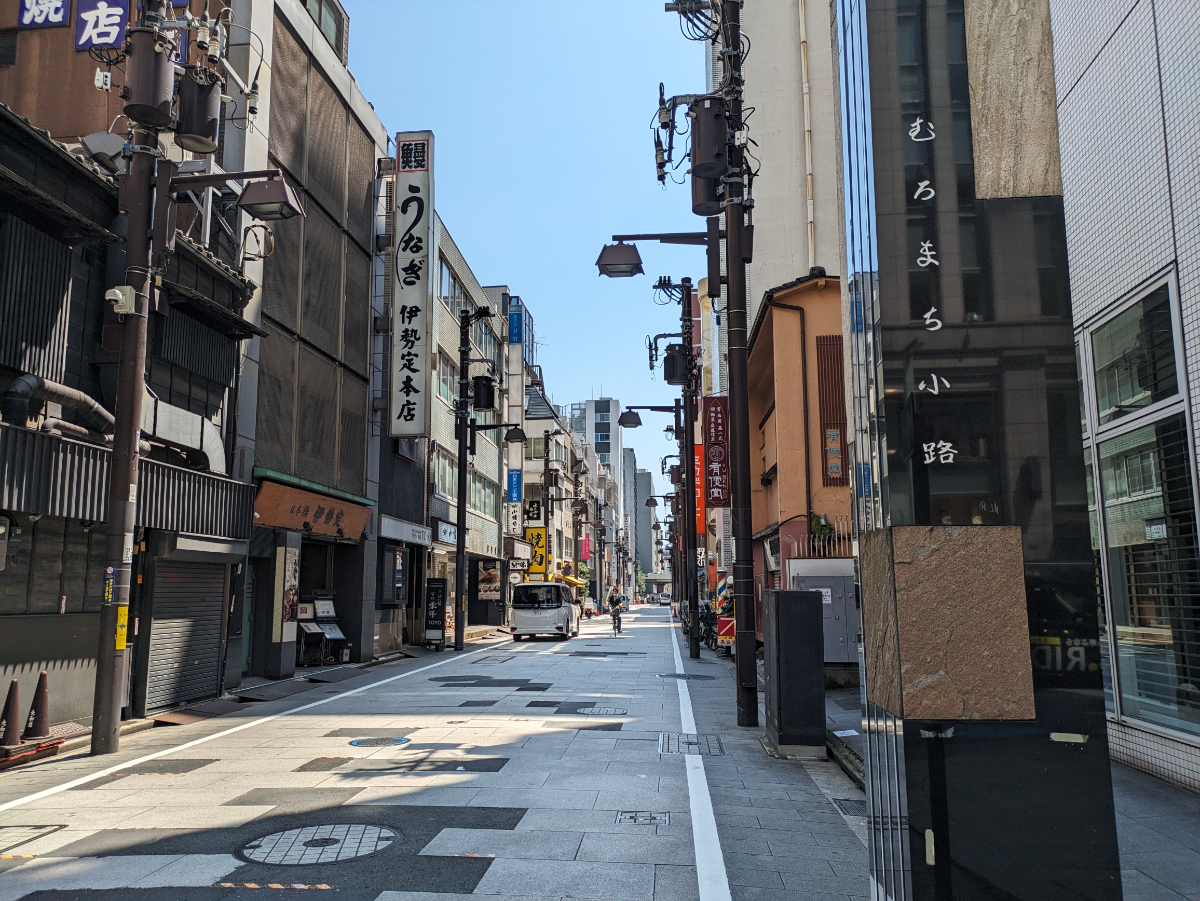 v20250926150705/fresh/building/J00100364018_14
