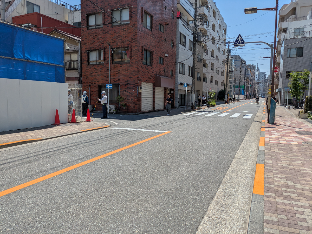 v20250926150705/fresh/building/J00100364928_14