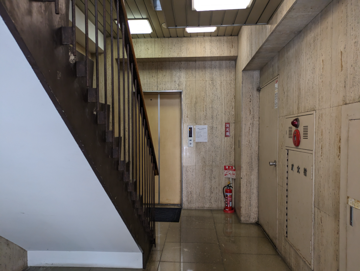 v20250926150705/fresh/building/J00100386061_10