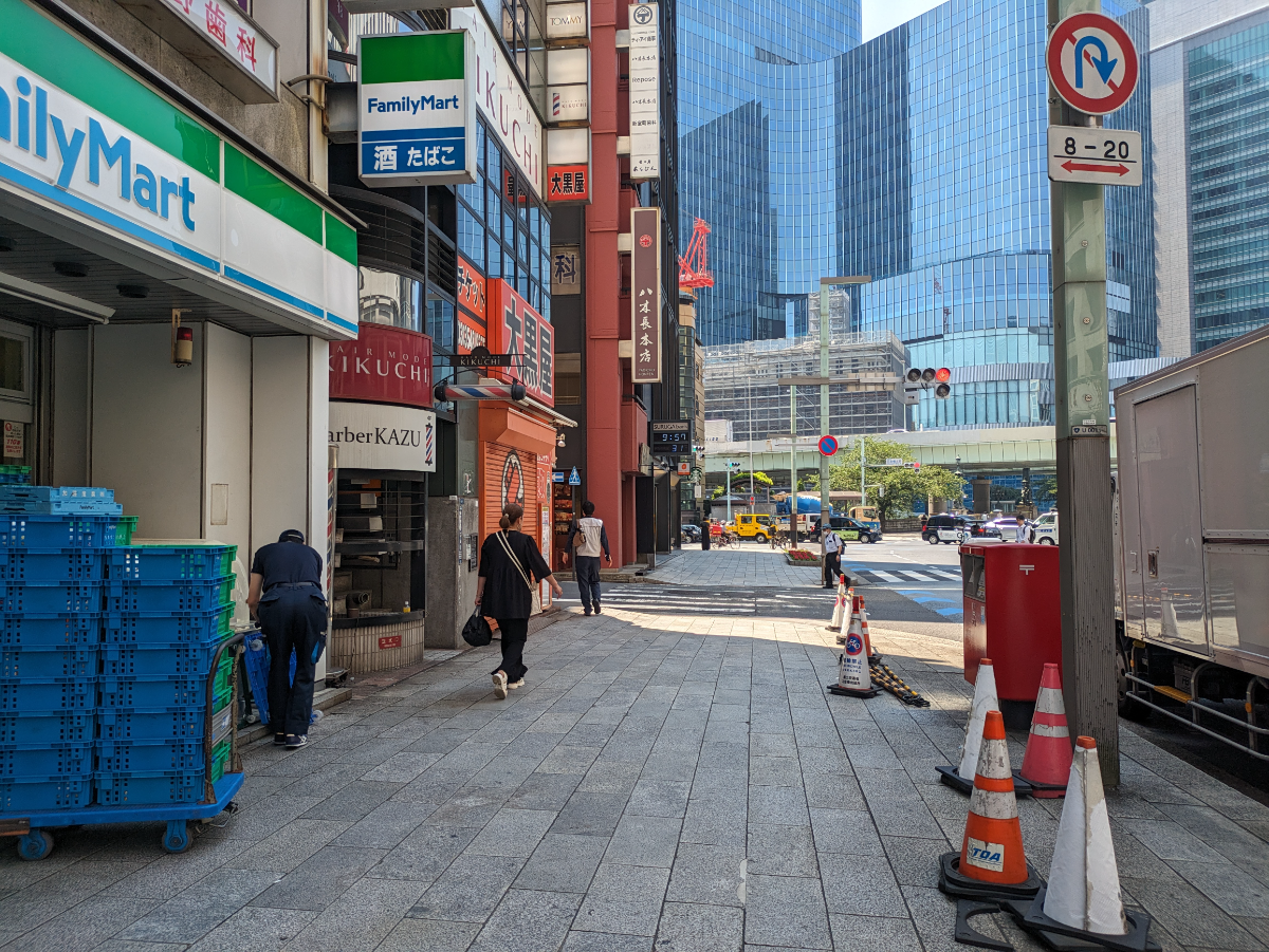 v20250926150705/fresh/building/J00100386070_16