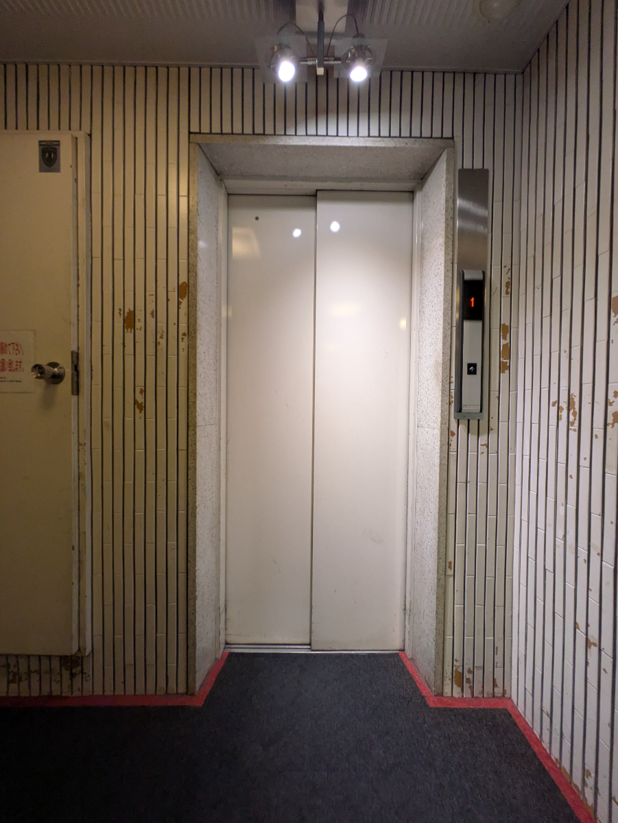 v20250926150705/fresh/building/J00100389840_4