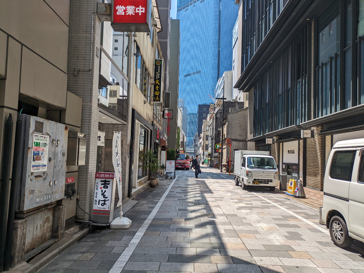 v20250926150705/fresh/building/J00100416285_26