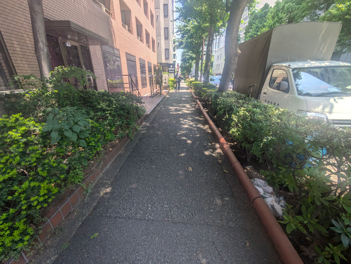 v20250927150705/fresh/building/J00100384403_2