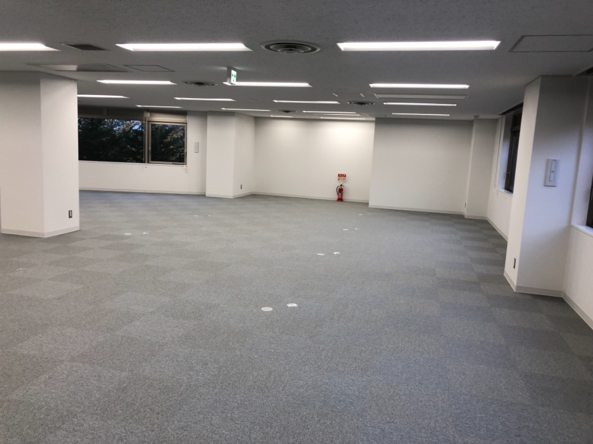 v20250927150705/fresh/building/J00100384404_12