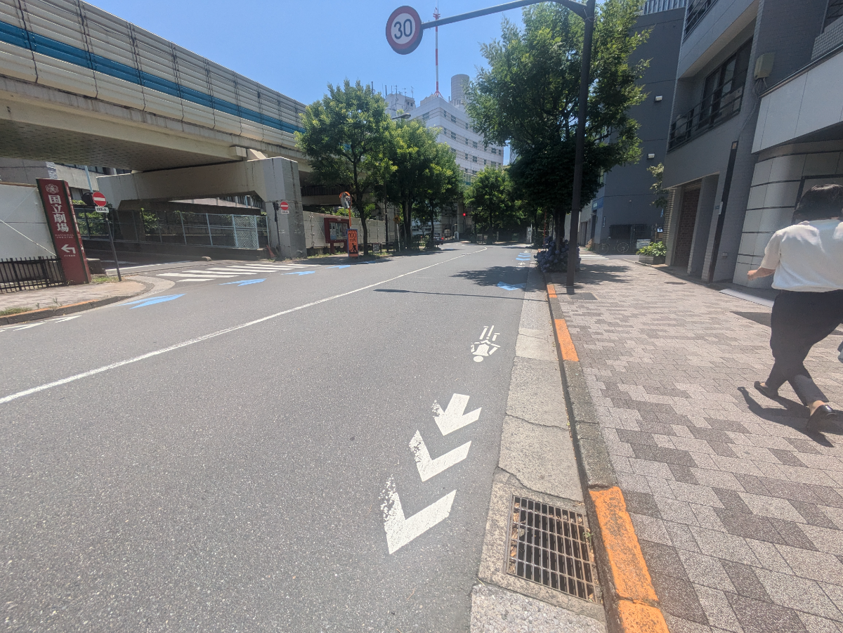 v20250927150705/fresh/building/J00100390217_10