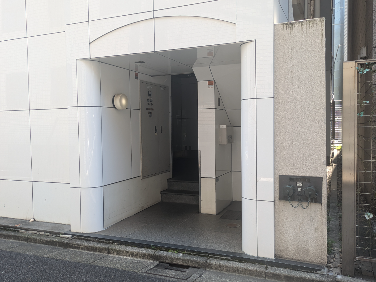 v20250927150705/fresh/building/J00100390217_3
