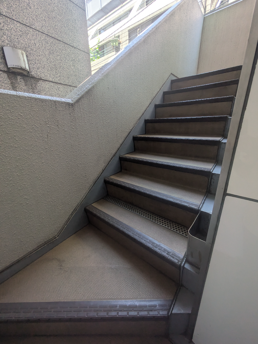 v20250927150705/fresh/building/J00100390217_8