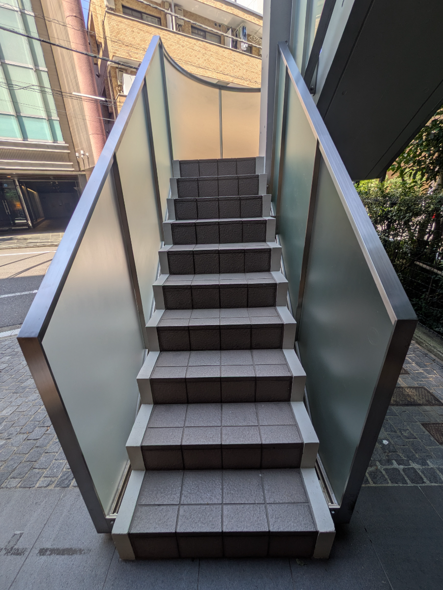 v20250927150705/fresh/building/J00100402414_7