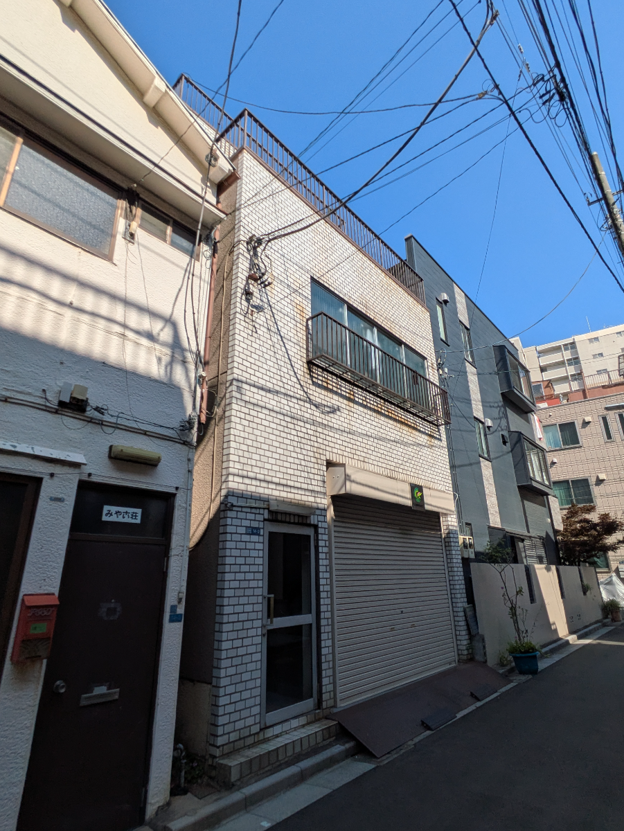 v20250927150705/fresh/building/J00100405763_8